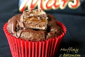Muffiny z batonem Mars