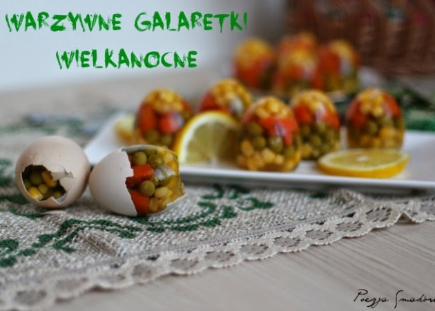 Wielkanocne warzywne galaretki - mini galat warzywny w kształcie jajek