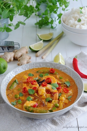 Czerwone curry po tajsku z krewetkami i dynią