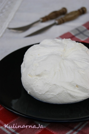 Serek kremowy z jogurtów greckich