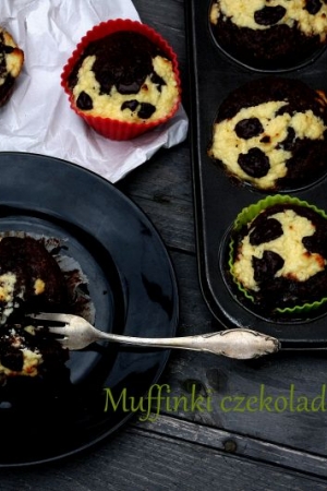 Muffinki czekoladowe z serem