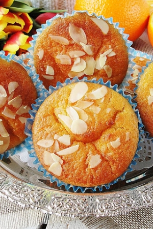 Muffinki pomarańczowe z serkiem