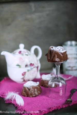 Bezglutenowe muffinki czekoladowe z maslem orzechowym
