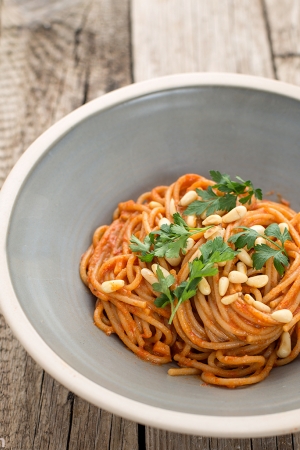 Spaghetti z ajwarem (wegańskie, bezglutenowe)