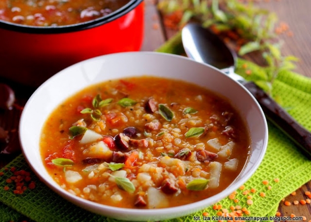 Jesienna zupa z czerwoną soczewicą