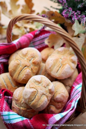 Chleb zaduszny - polskie tradycje świąteczne